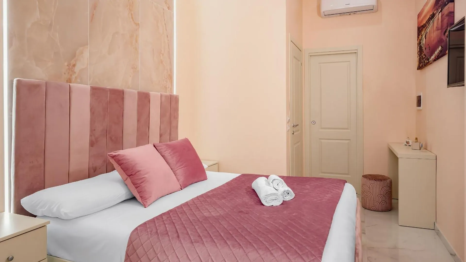 Bed & Breakfast Lovedream Napoli