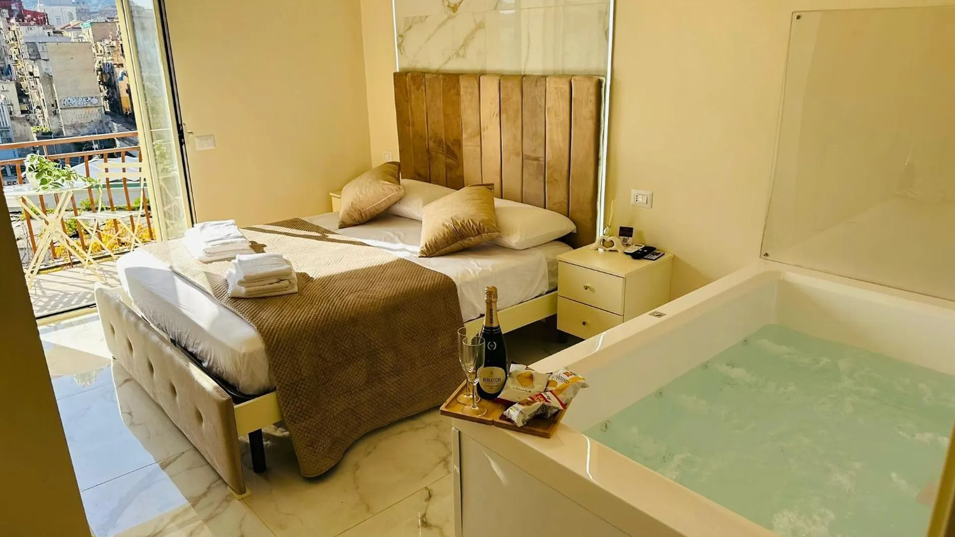 Lovedream Napoli Bed & Breakfast